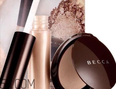 高光粉可以定妝嗎？和散粉并不相同