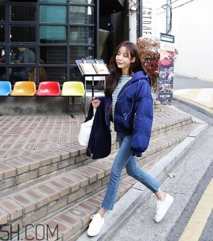 藍(lán)色面包服怎么搭配？塑造冬日運動活力