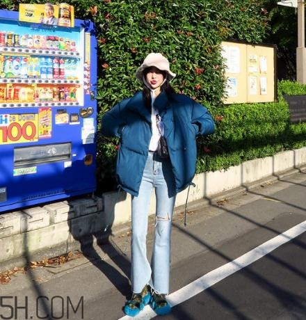 藍(lán)色面包服怎么搭配？塑造冬日運動活力