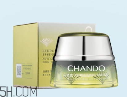 自然堂雪松精油御齡系列有哪些？來看看價格表