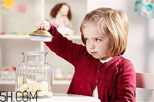 孩子多動癥有何原因？患有多動癥5大因素