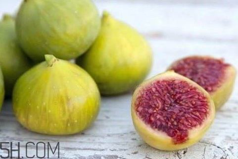 無(wú)花果外面白的能吃嗎 小心傷害你的皮膚 無(wú)花果外面白的能吃嗎 小心傷害你的皮膚