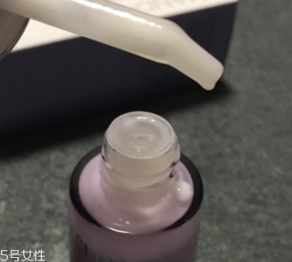 自然堂凝時(shí)鮮顏系列適合什么膚質(zhì)？