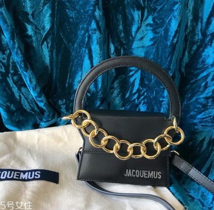 jacquemus包包怎么樣？一眼就愛上的小眾包包