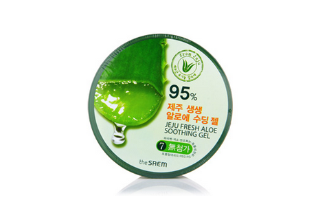 得鮮蘆薈膠含酒精嗎？蘆薈膠當(dāng)睡眠面膜的作用