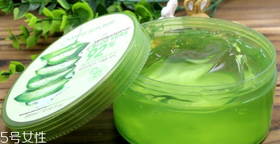 臉上過(guò)敏能用蘆薈膠嗎？蘆薈膠還可以去紅血絲