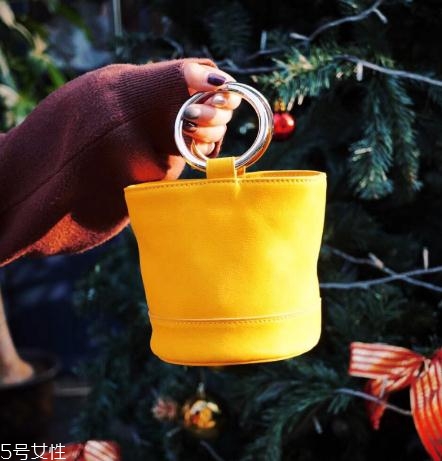 simon miller包包怎么樣？水桶包有這個就夠了