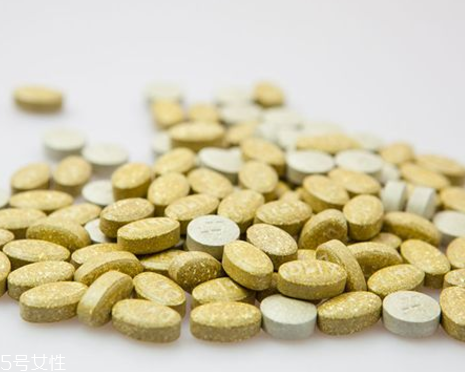 媽富隆要吃多久？短效避孕藥服用時(shí)間