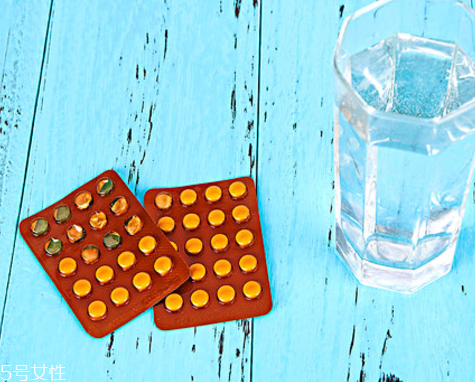 乙型流感會(huì)反復(fù)發(fā)燒嗎？乙型流感典型癥狀要當(dāng)心