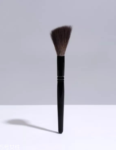 高光刷哪個(gè)牌子好？好用到哭的高光刷