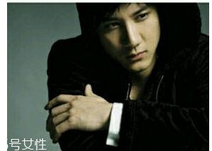 屁股下巴是一種病嗎？長(zhǎng)好了顏值高