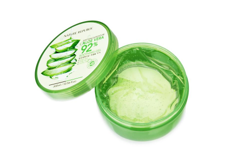 用蘆薈膠前需要洗臉嗎？蘆薈膠小孩也可以用