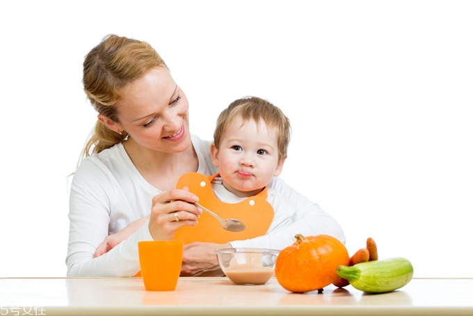 怎樣給嬰幼兒補(bǔ)鋅比較好？補(bǔ)鋅的正確方法