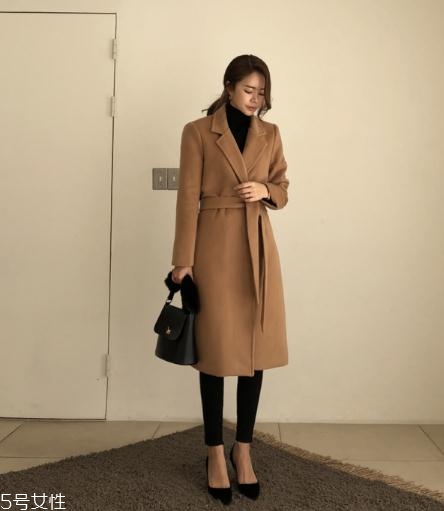 卡其色大衣配什么褲子？這樣穿秒變氣質(zhì)女神