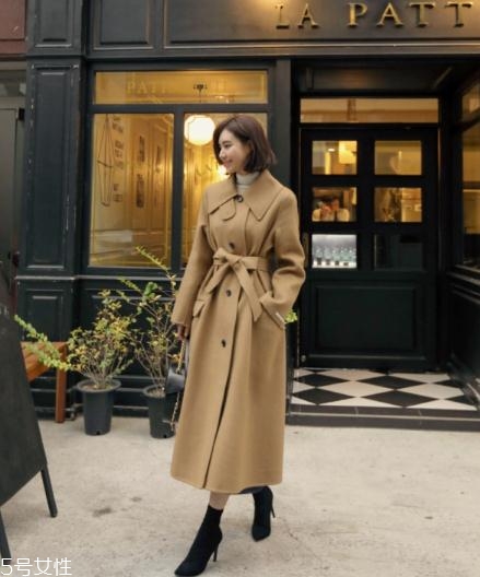卡其色大衣配什么鞋子？各種混搭才夠味
