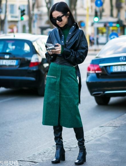 過膝長靴怎么搭配好看？這樣穿時尚又保暖
