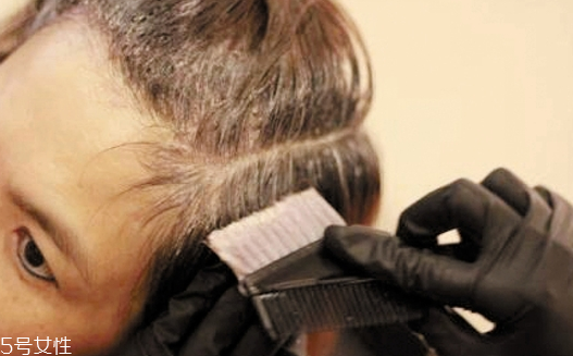 染發(fā)有哪些危害？染發(fā)可能引發(fā)癌變