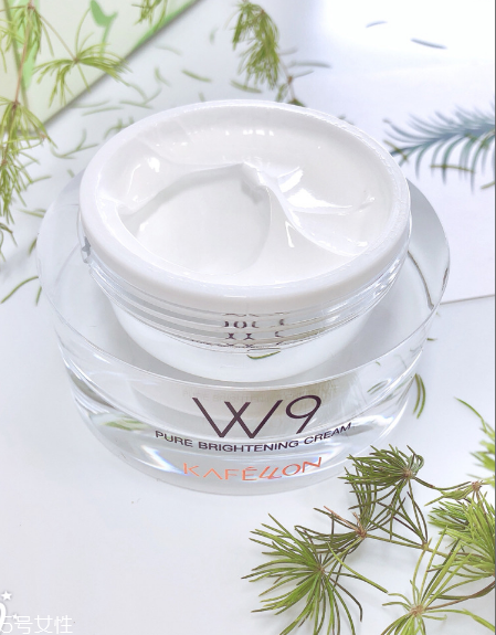 凱芙蘭素顏霜好用嗎？凱芙蘭平價(jià)中的戰(zhàn)斗機(jī)