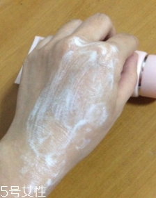 自然堂洗面奶哪款好用？根據(jù)需求膚質(zhì)購買