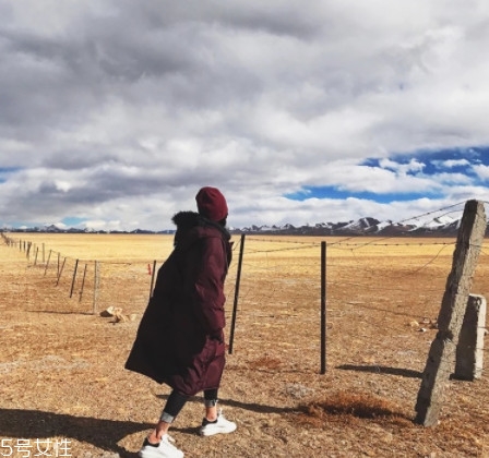 過(guò)膝棉服怎么搭配 來(lái)自不同的靈感 過(guò)膝棉服怎么搭配 來(lái)自不同的靈感