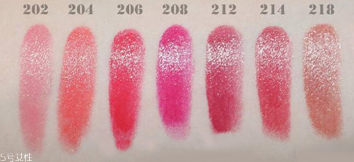 香奈兒細(xì)管潤(rùn)唇膏 香奈兒細(xì)管潤(rùn)唇膏