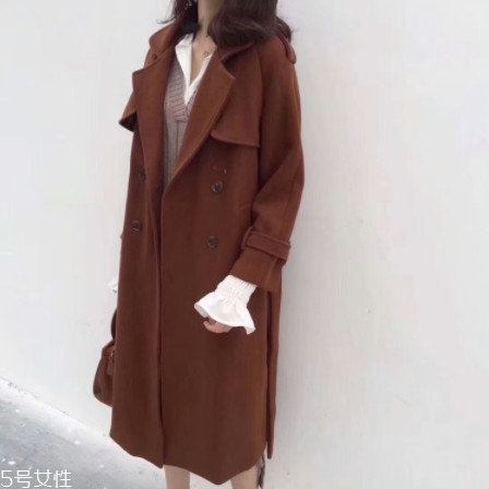 過(guò)膝棉服怎么搭配 來(lái)自不同的靈感 過(guò)膝棉服怎么搭配 來(lái)自不同的靈感