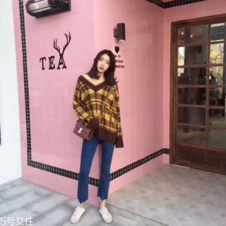 過(guò)膝棉服怎么搭配 來(lái)自不同的靈感 過(guò)膝棉服怎么搭配 來(lái)自不同的靈感