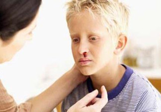 兒童流鼻血有何危害？治療要及時(shí)