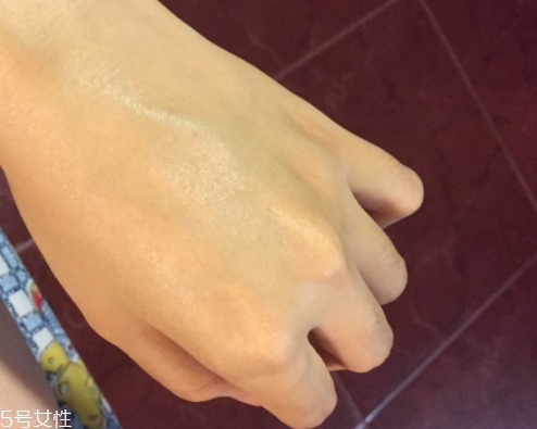 自然堂面霜效果怎么樣？秋冬補水從一款面霜開始