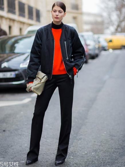 飛行員夾克配什么褲子？四種搭配個(gè)性十足