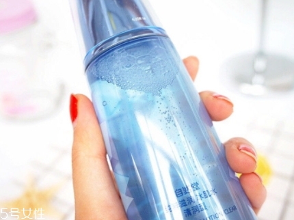 自然堂爽膚水怎么樣？看看是不是含酒精