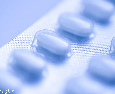 葉酸要吃多久？孕期葉酸補充量