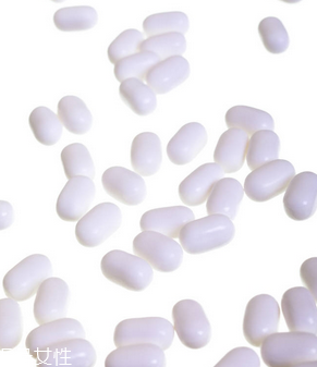 葉酸要吃多久？孕期葉酸補充量