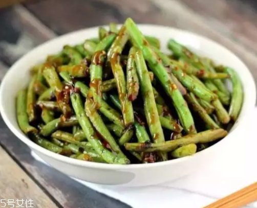 燉肉用冷水更好吃嗎？做這些菜一定要放冷水