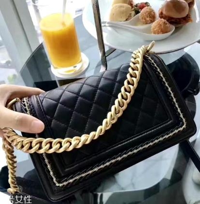 香奈兒包包價格是多少？每個女人都必備的經(jīng)典款