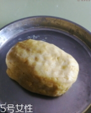 炸油角的面怎么和？用生面還是燙面你知道嗎？