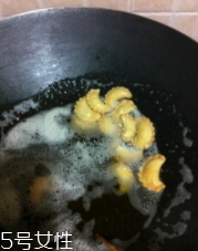 炸油角的面怎么和？用生面還是燙面你知道嗎？