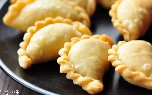 炸油角的面怎么和？用生面還是燙面你知道嗎？