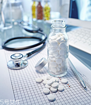 葉酸晚上吃可以嗎？葉酸早晨服用最好