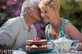 吃太咸有健康隱患的人群有哪些？7種人需注意