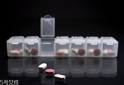 葉酸吃多了有副作用嗎？葉酸的副作用如何避免