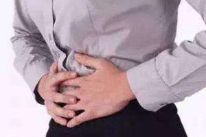 慢性胃炎是怎么造成的？吃燙食會引發(fā)胃炎