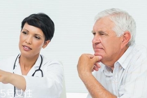 加齡臭怎么去除？老人氣治療應內(nèi)外兼修