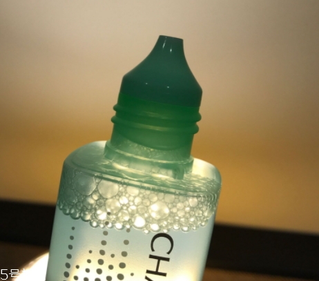 自然堂卸妝水好用嗎？從價(jià)格和效果說(shuō)起