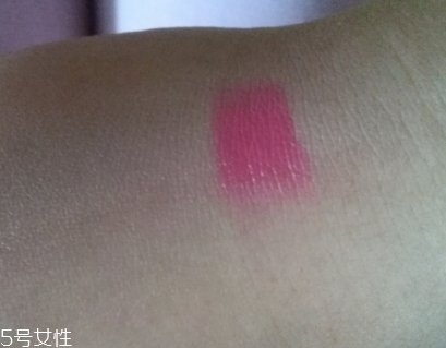 自然堂卸妝水好用嗎？從價(jià)格和效果說(shuō)起