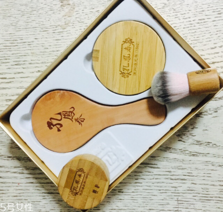 孔鳳春彩妝有哪些好用？國(guó)貨經(jīng)典