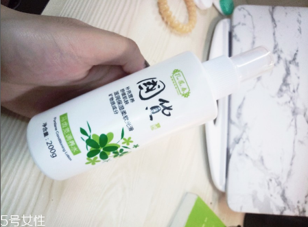 孔鳳春爽膚水好用嗎？有150多年的歷史的牌子