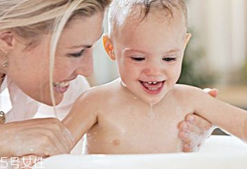 濕疹怎么治才管用？內(nèi)外同治是關(guān)鍵