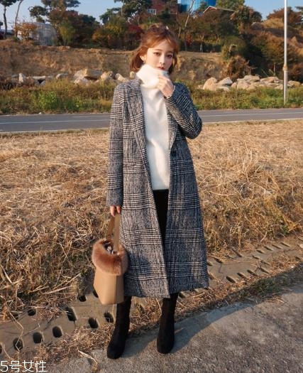 灰色大衣配什么顏色包包？這樣搭配穿出高級(jí)感