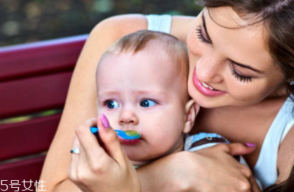 哪些孩子易缺鈣呢？要補(bǔ)鈣別挑食